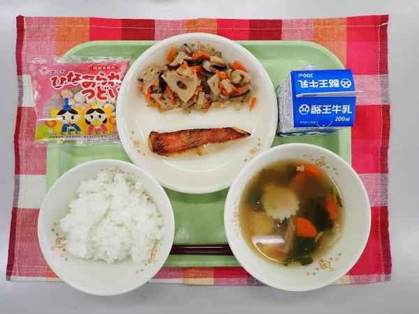 3月3日の給食